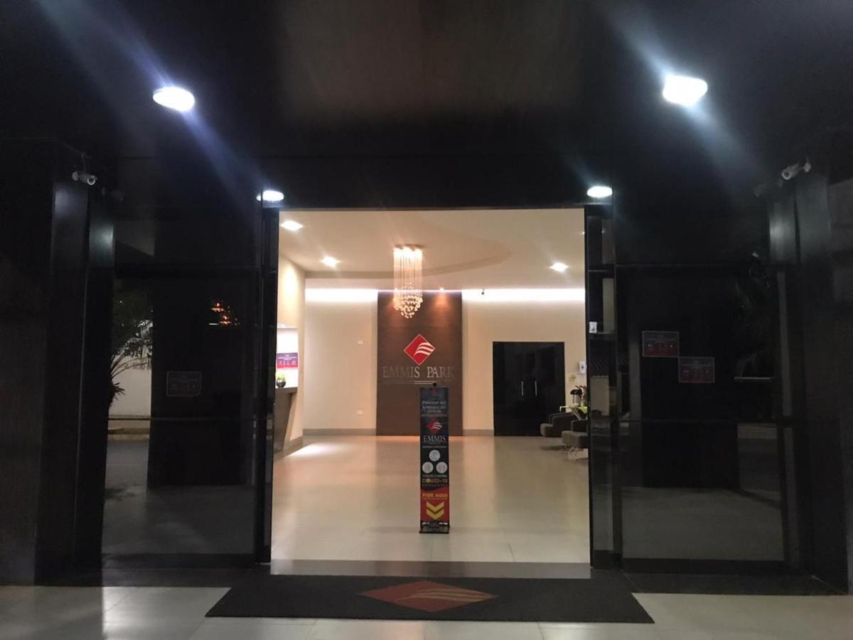 Emmis Park Hotel Aparecida do Taboado エクステリア 写真