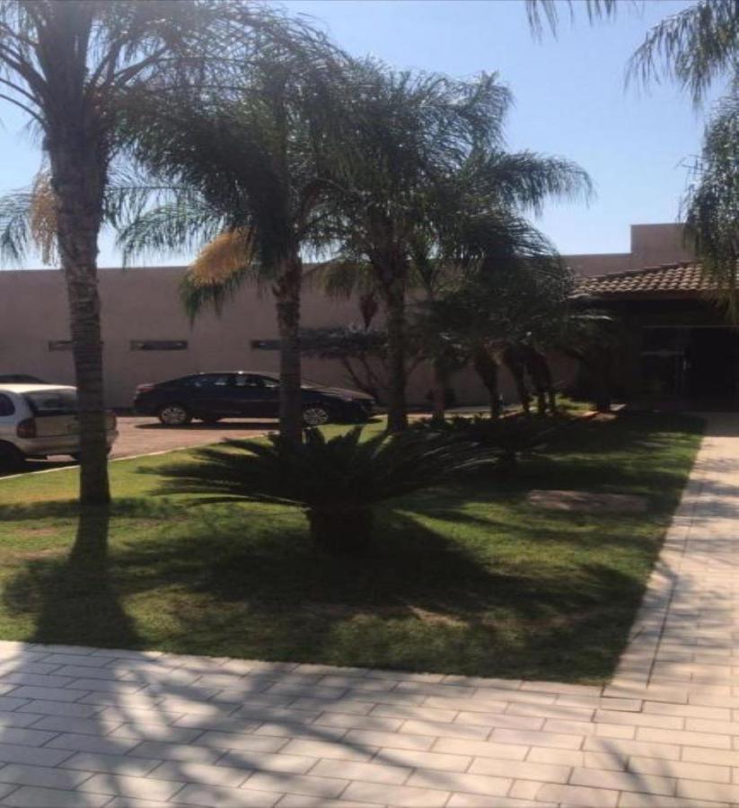 Emmis Park Hotel Aparecida do Taboado エクステリア 写真