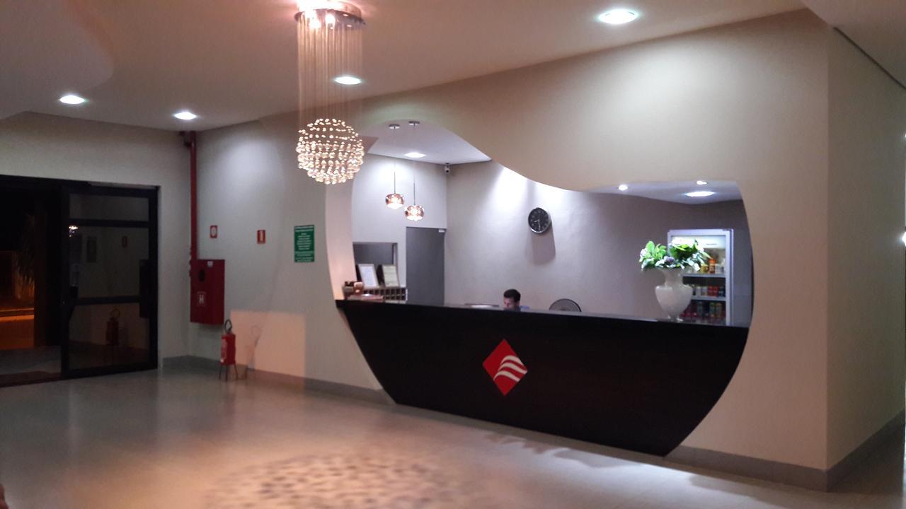 Emmis Park Hotel Aparecida do Taboado エクステリア 写真